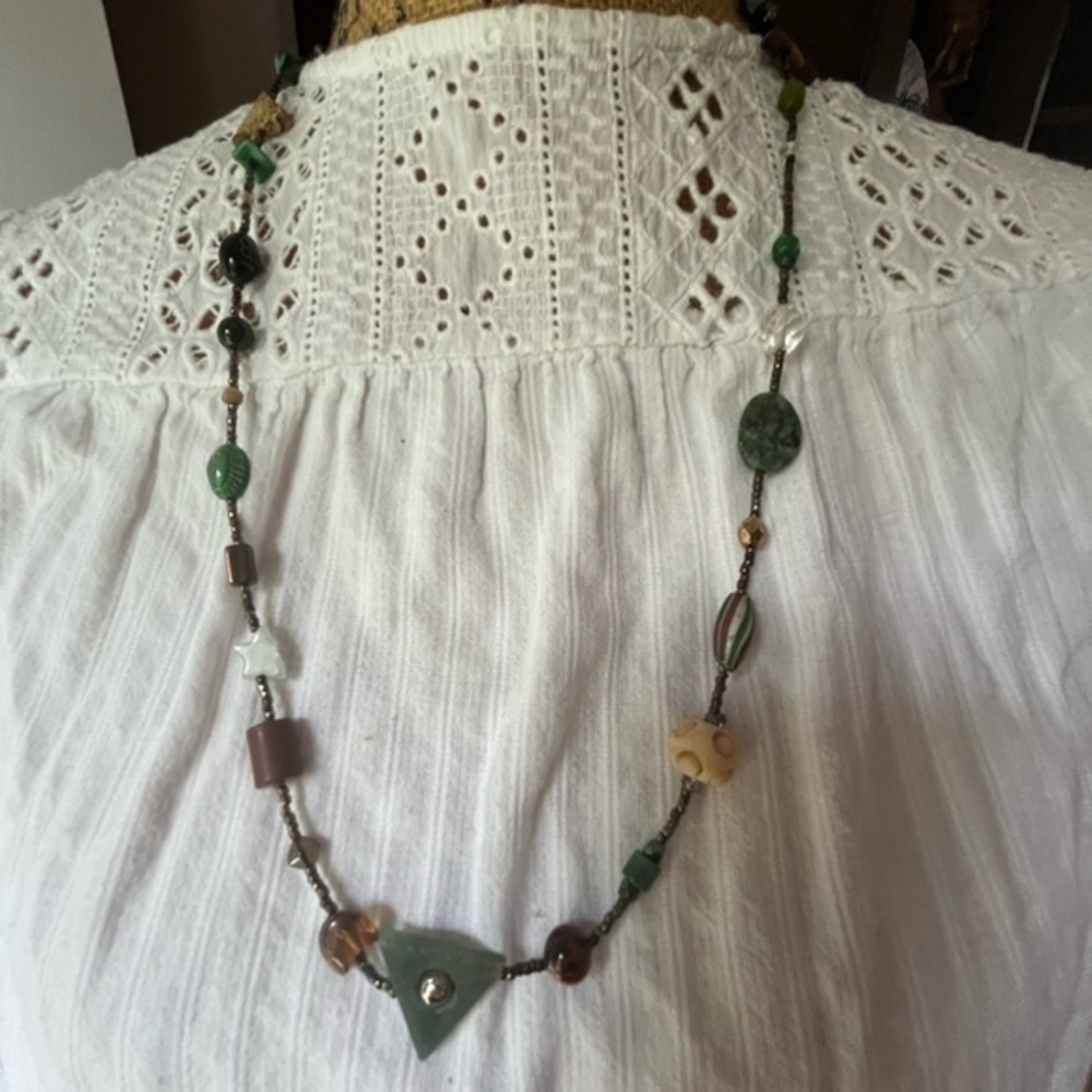Elegant natural Green Chalcedony and different stones Beaded Necklace,vintage